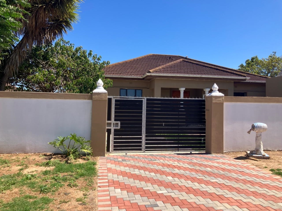 To Let 3 Bedroom Property for Rent in Retief Eastern Cape